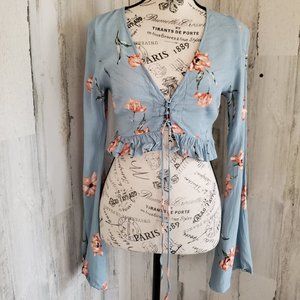 NWOT TOBI FLORAL CORSET FRONT BELL SLEEVE CROP TOP